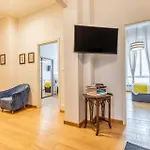 Lägenhet 4 Pax Luxury Duomo San Babila